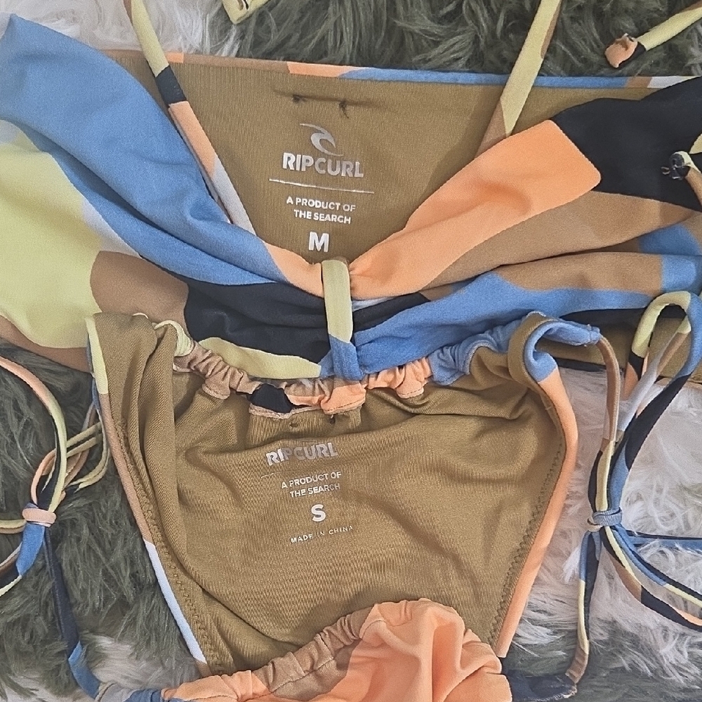 Colorful Bikini Set - Picture 2 of 4